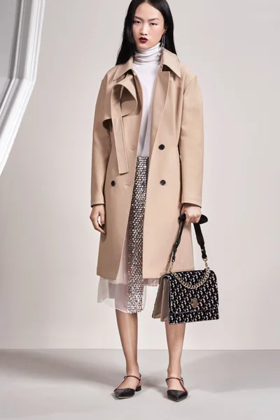 Look 3
